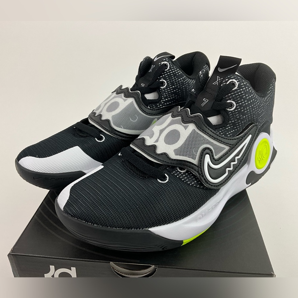 Nikes Men’s KD TREY 5X US Size 9 Kevin Durant New in Box